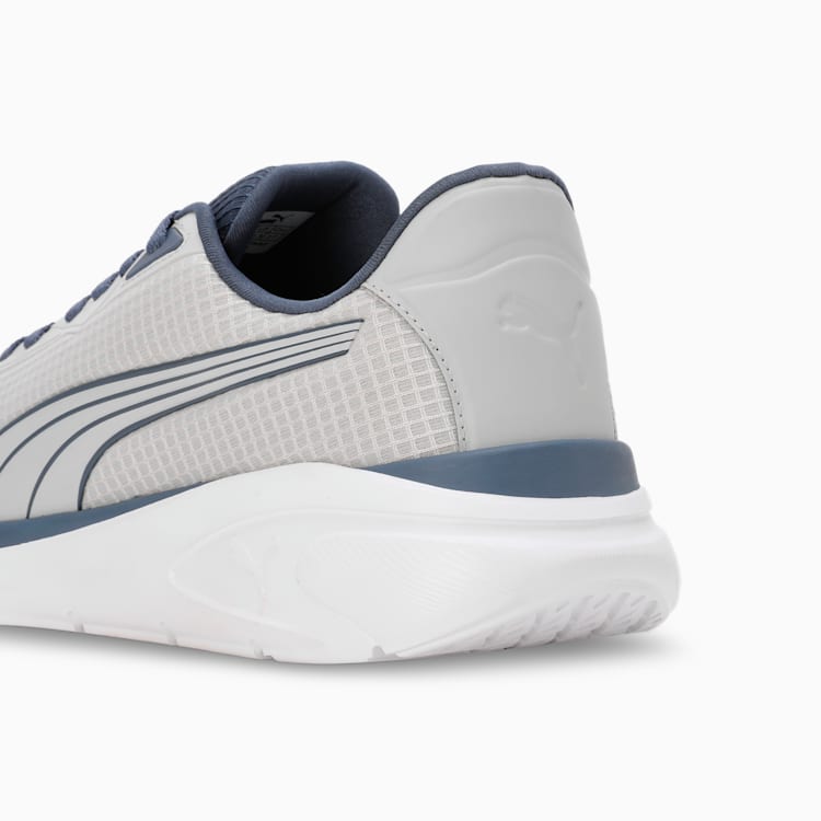 Breathable Mesh Lightweight Walking Shoes for Men